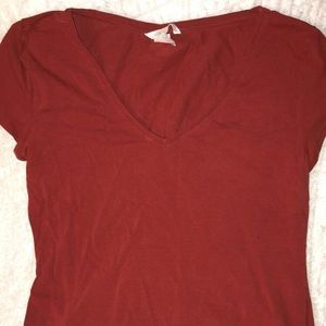 H&M red V-neck